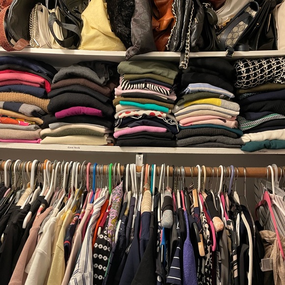 Meet your Posher, Kimberly - Picture 2 of 2